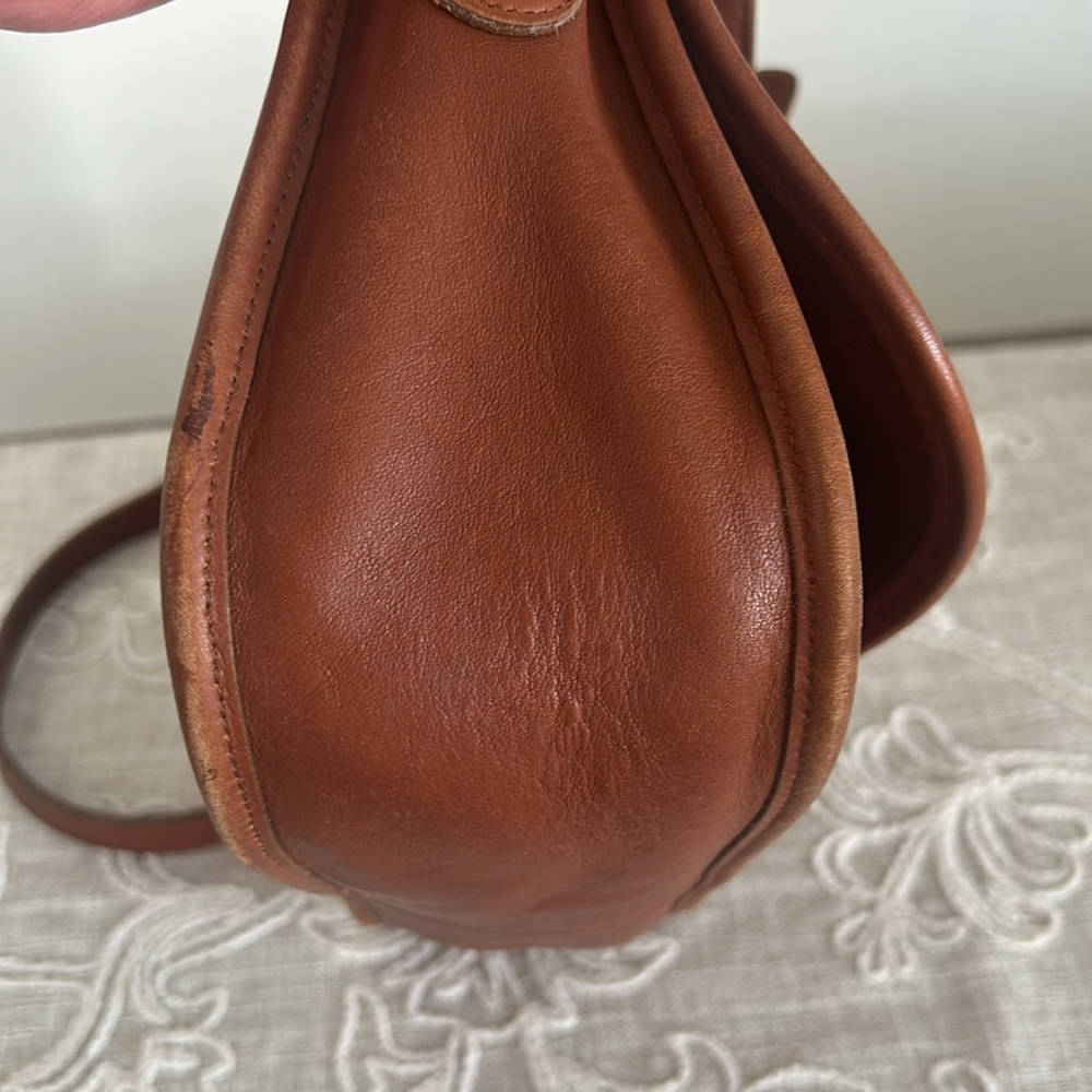Coach Authentic Vintage British Tan Soft Leather #9790 Crossbody Bag - Picture 6 of 16